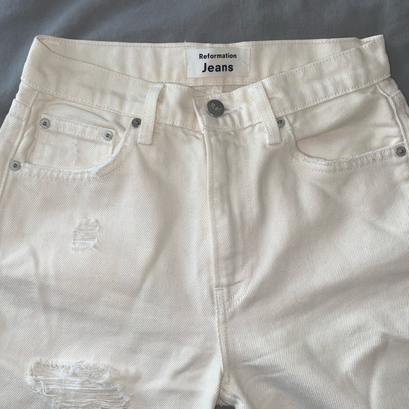 ✨Reformation Julia High Cigarette Jean✨ - Picture 2 of 6